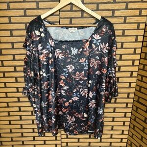 Self Esteem Black Velvet Floral Ladder Sleeve Top‎ Size 3X